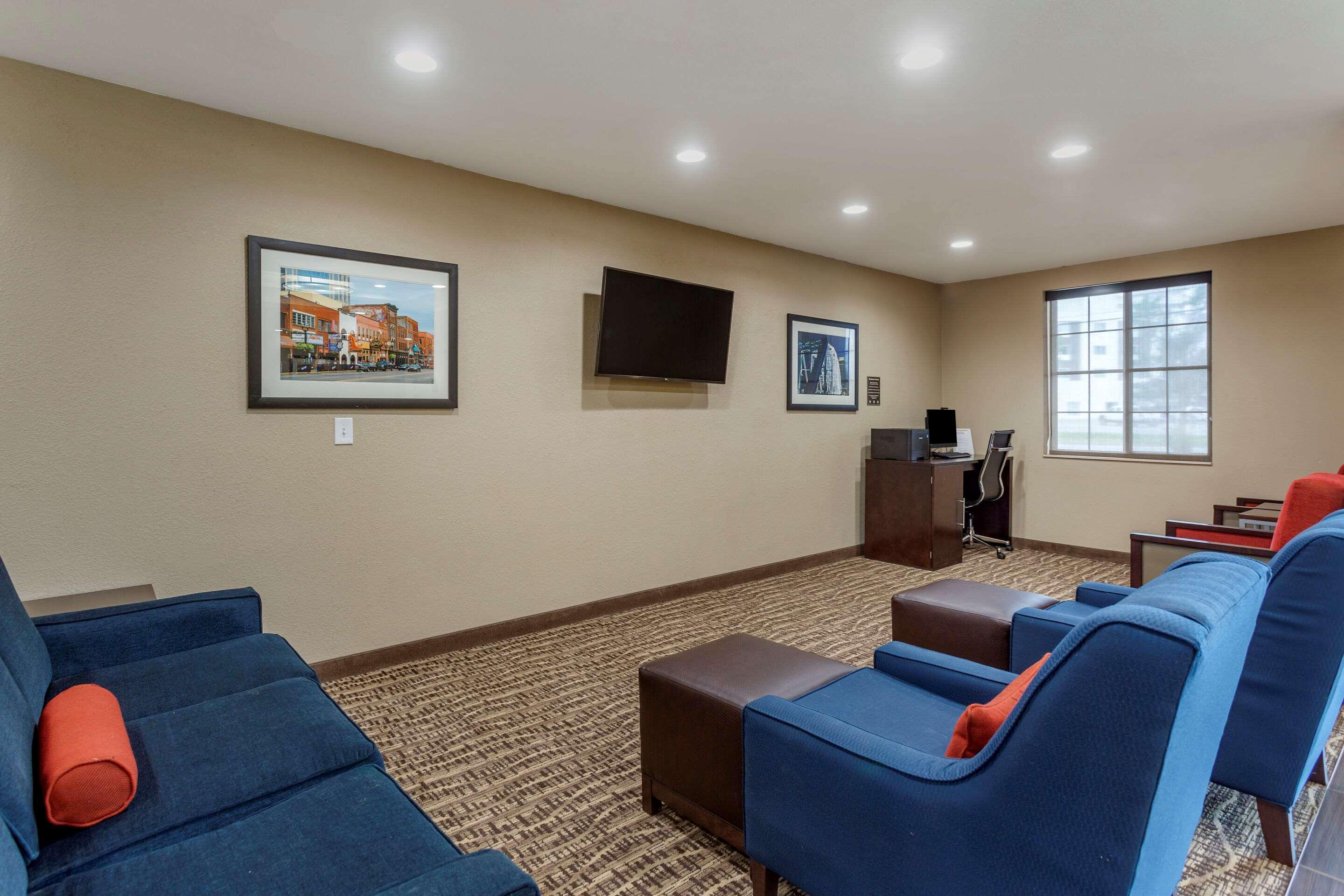 Comfort Suites Clarksville Exterior foto